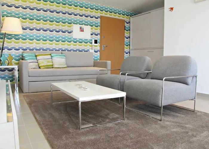 Carmona - By Sch * 圣马蒂纽·杜·波特