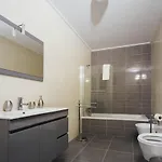 Apartment Carmona - By Sch