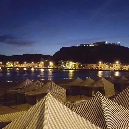 アパート Carmona - By Sch